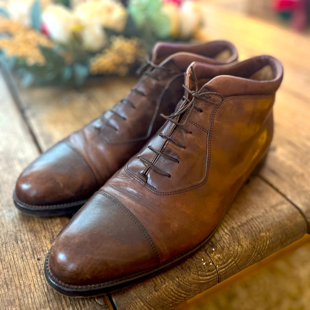 Vintage Domani Johnston and Murphy Leather Boots.  Size 13 Made in Italy